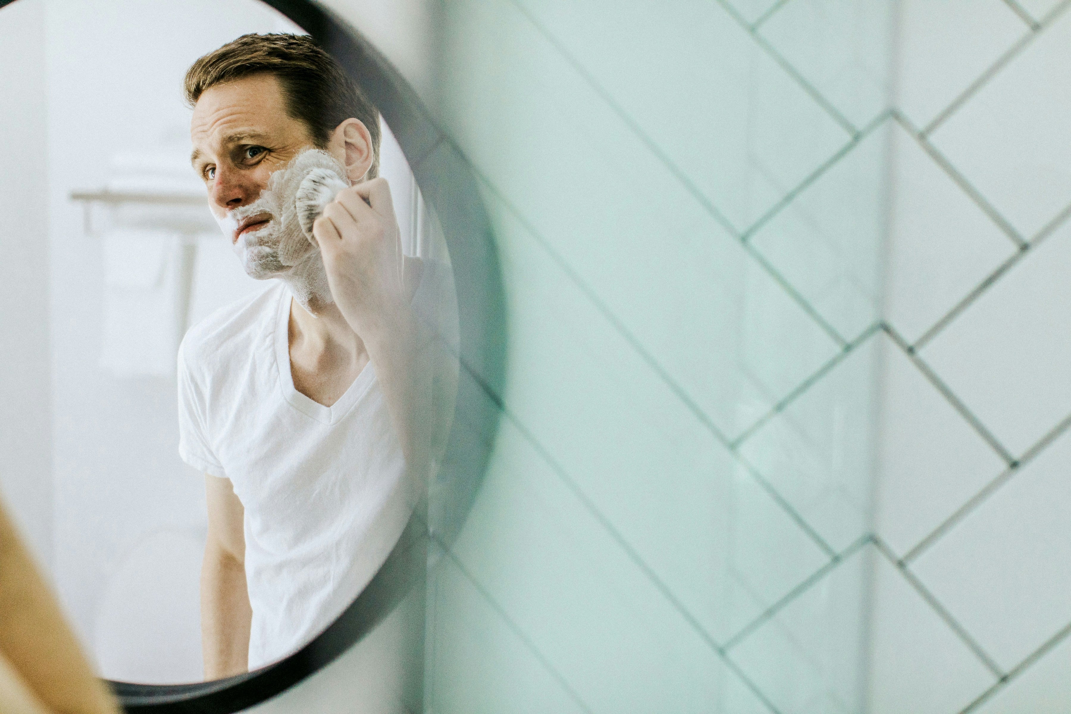 Men’s Skincare Routine for Beginners UK: 3 Steps, 2 Minutes