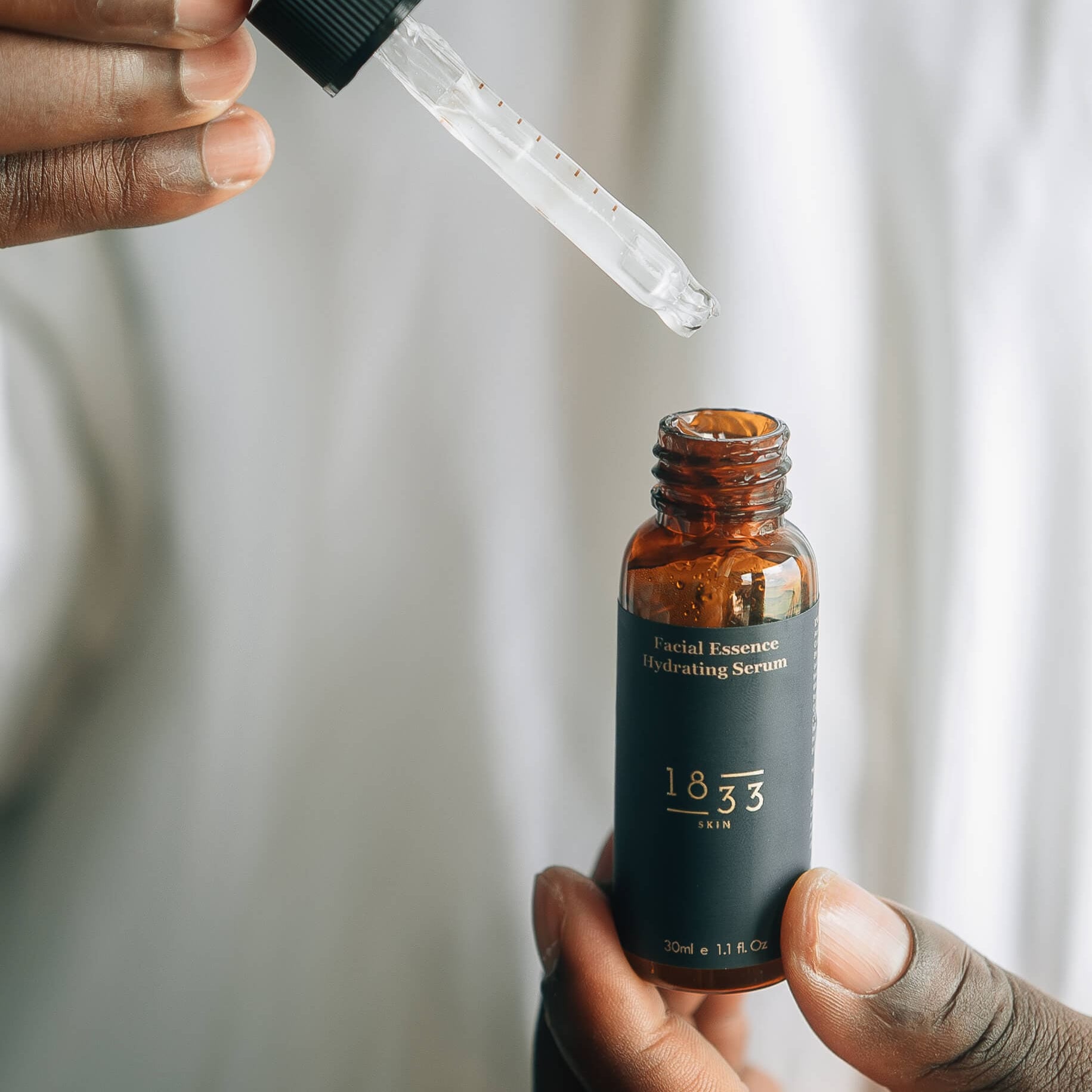 Facial Essence Hydrating Serum